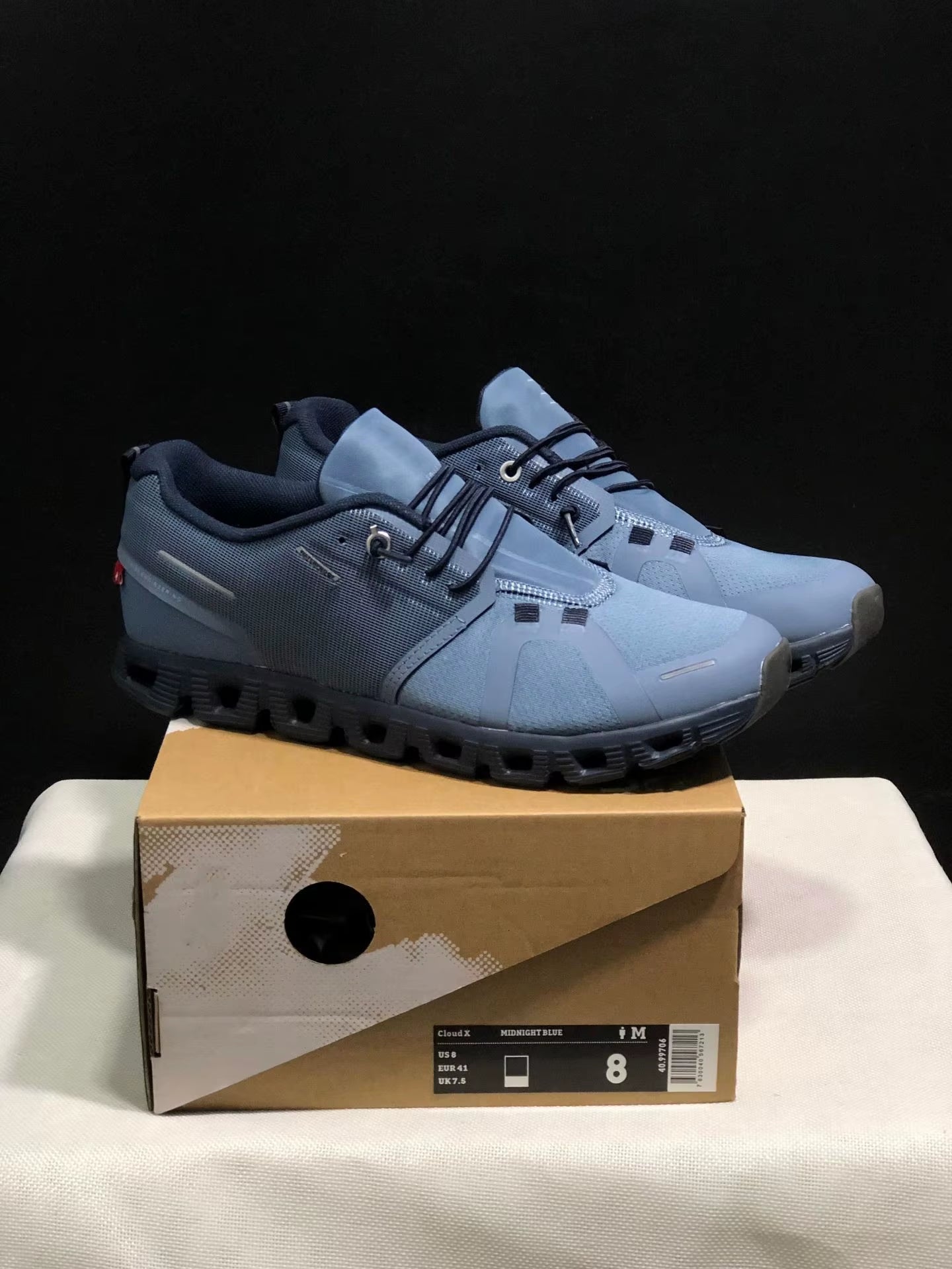Men Women Summer Autumn Lightweight Running Shoes Breathable Comfortable Couple Sports Shoes Cloud 5 Casual Shoes Sneakers